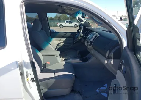 2011 Toyota Tacoma Base V6 from USA, damaged, VIN 3TMLU4EN3BM077023